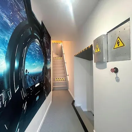 Ferienwohnung Objectif Cosmos Magnifique T2 A 4 Min Du Parc Chasseneuil-du-Poitou Exterior foto