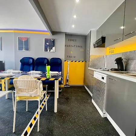 Ferienwohnung Objectif Cosmos Magnifique T2 A 4 Min Du Parc Chasseneuil-du-Poitou Exterior foto
